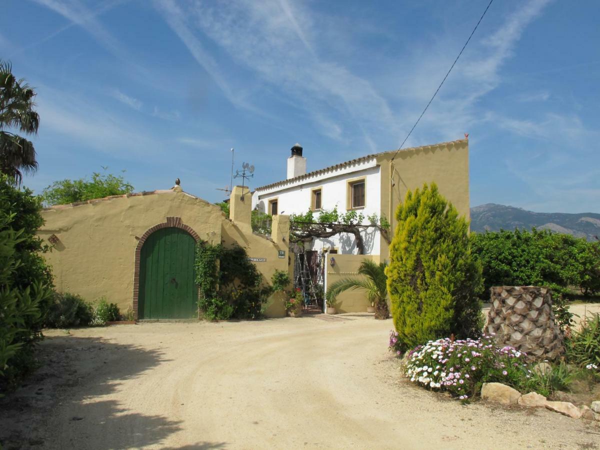 River Ebro Holidays Tivenys Exterior foto